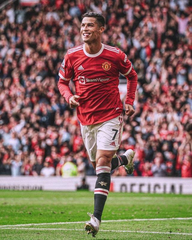 爱游戏平台-包含里程碑夜费耶诺德迎来里程碑；英超清晨刷纪录；质疑声仍在；资深球员宣示担当的词条